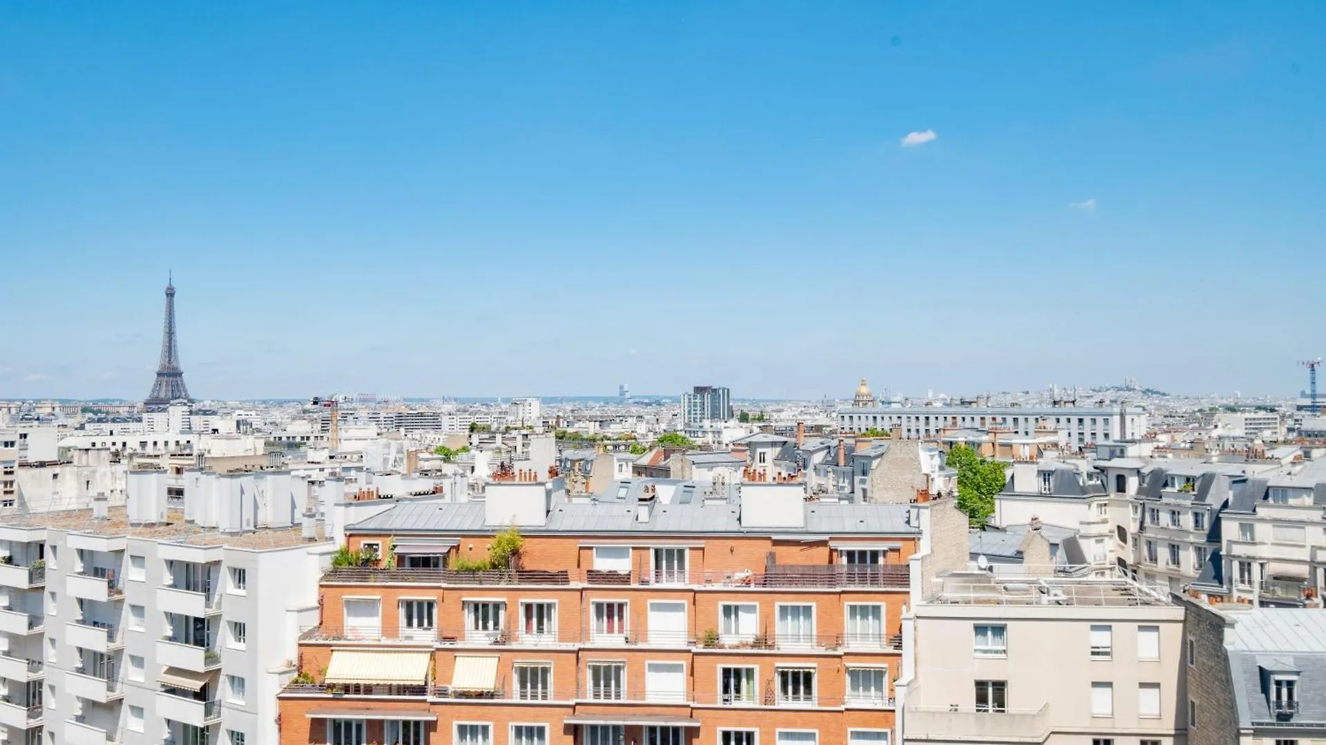 Ferienwohnung L'Envol - Eiffel Tower View, Near Metro Paris Apartment